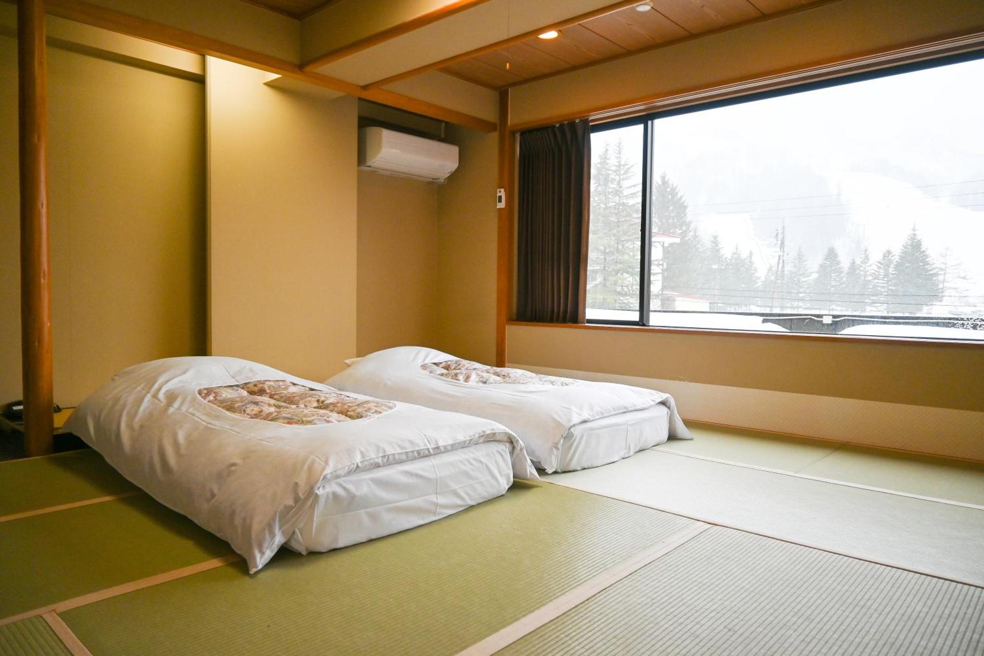 Hotel Goryukan Hakuba Zewnętrze zdjęcie