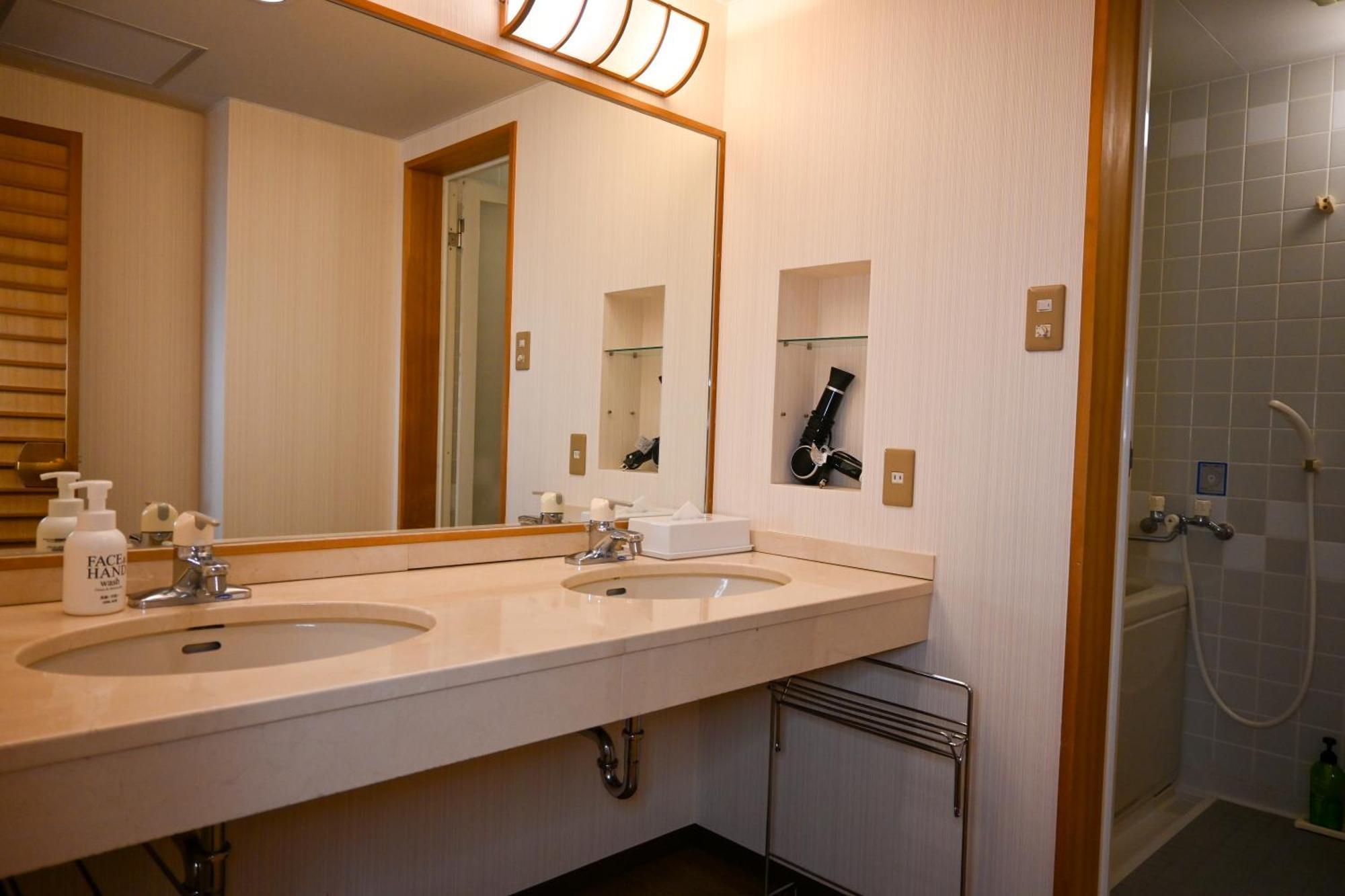 Hotel Goryukan Hakuba Zewnętrze zdjęcie